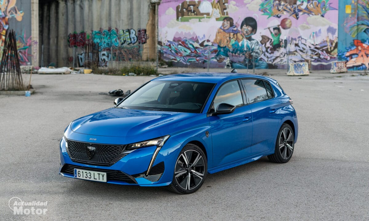 Vidéo La Peugeot 308 hybride rechargeable la plus puissante estelle