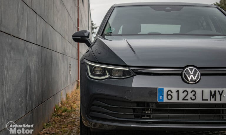 Prueba Volkswagen Golf faros IQ Light