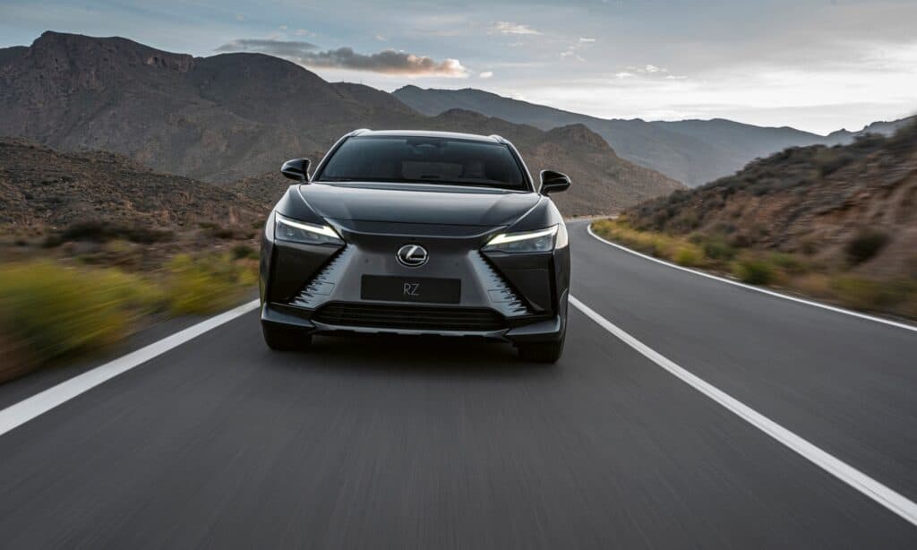 Lexus RZ 450e