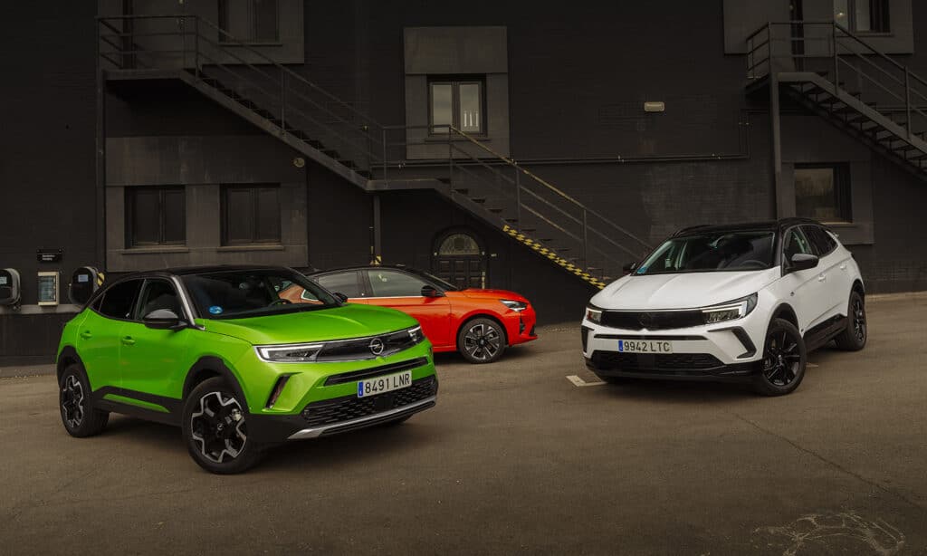 Opel gama eléctrica e híbrida