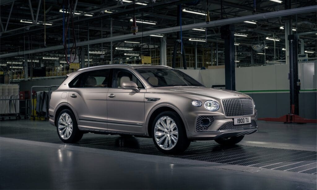 Bentley Bentayga EWB Azure First Edition