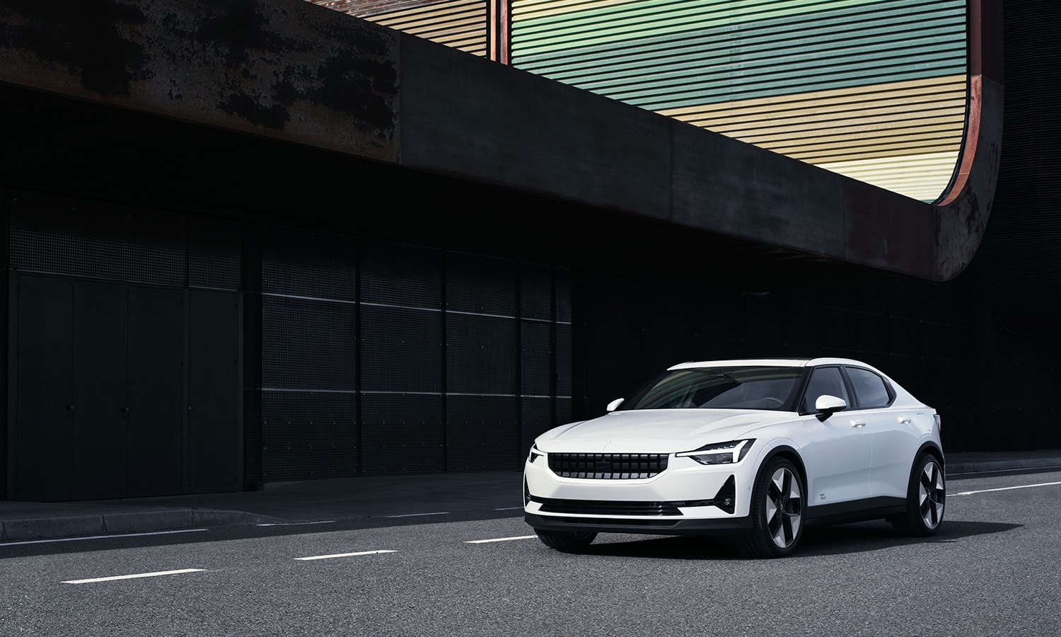 Polestar 2 delantera