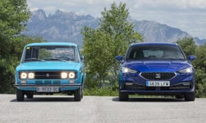 Coche antiguo y coche actual seguridad