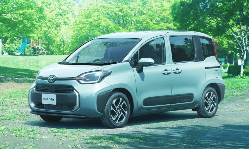 Toyota Sienta