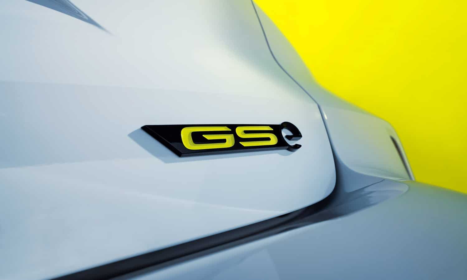 Opel Astra GSe 6