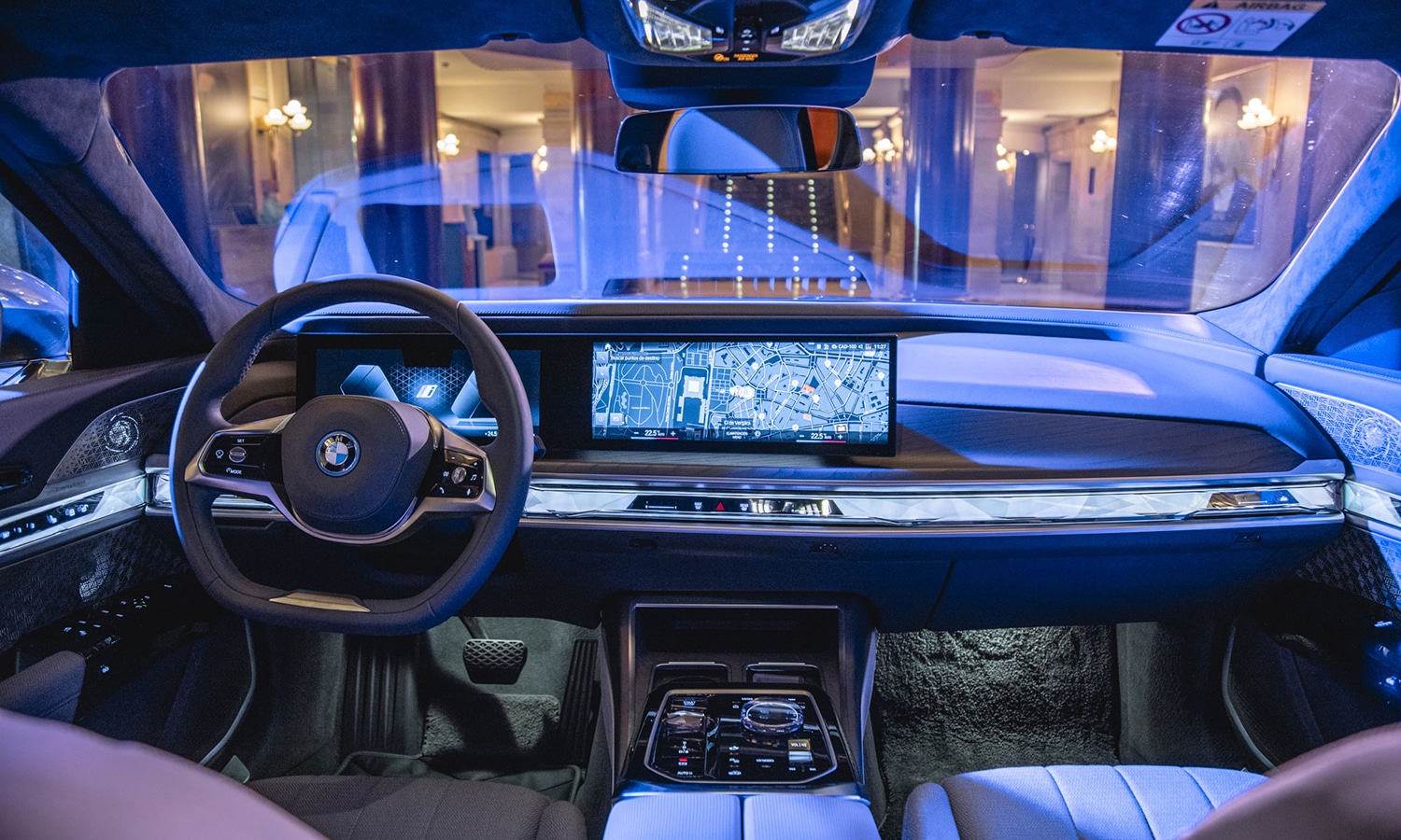 BMW i7 interior