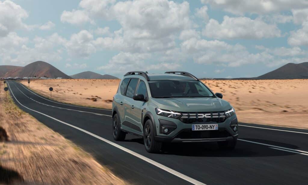 New Dacia visual identity - Dacia Jogger