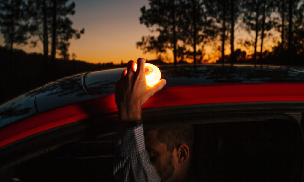 Evita averías... elementos auxiliares señal V16