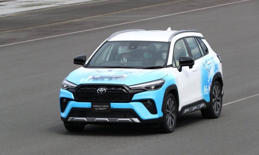 Toyota Corolla Cross H2 Concept