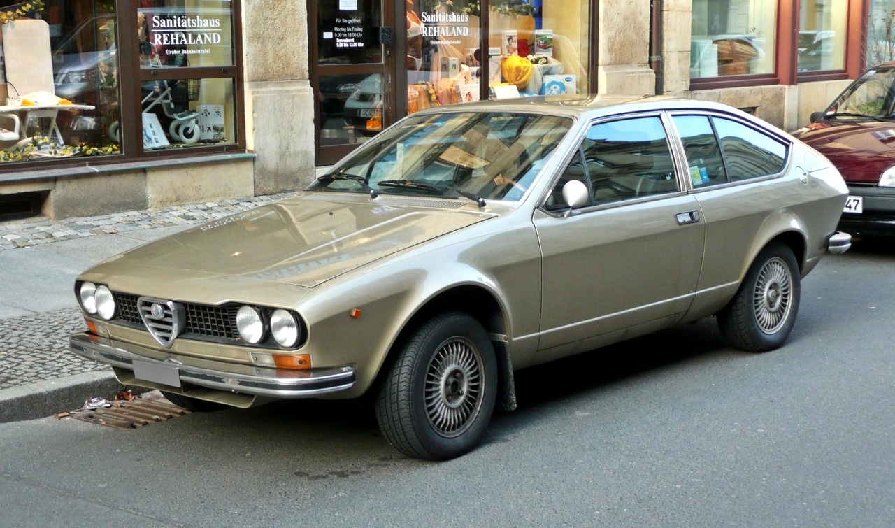 Alfa Romeo Alfetta coches más bonitos