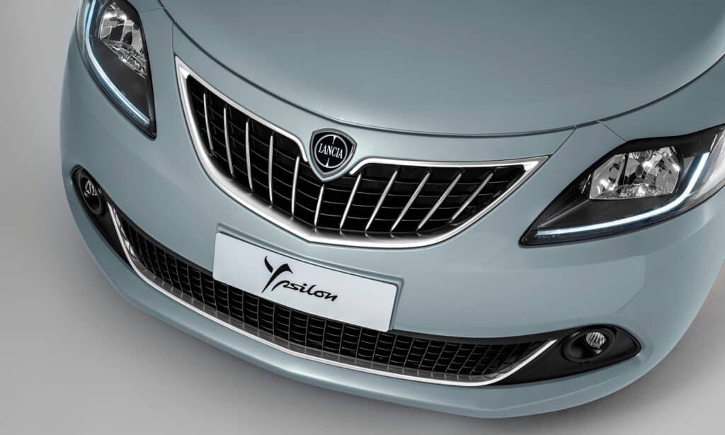 New Lancia Ypsilon MY2023 16