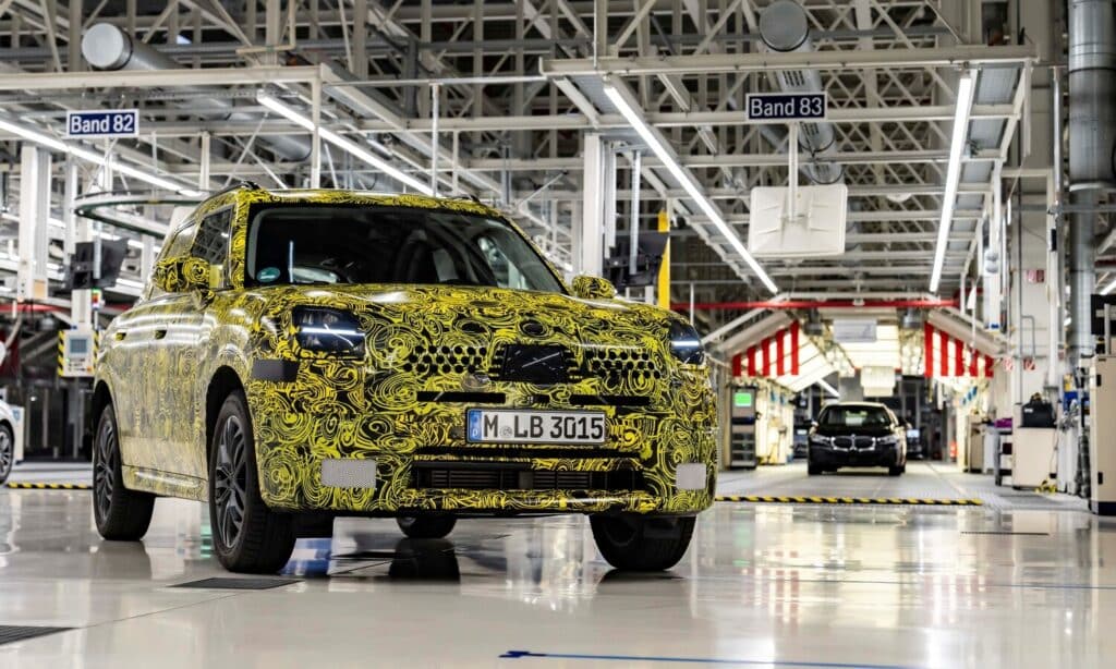 All-electric Mini Countryman 14