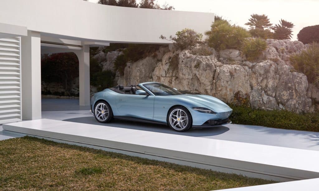 Ferrari Roma Spider