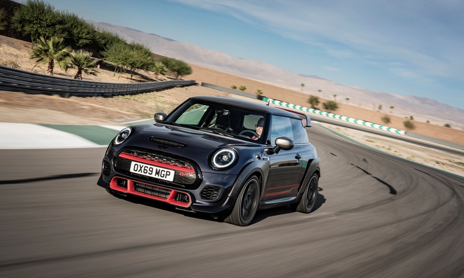 The original celebrates its anniversary. The one millionth Mini 3-door of the current generation