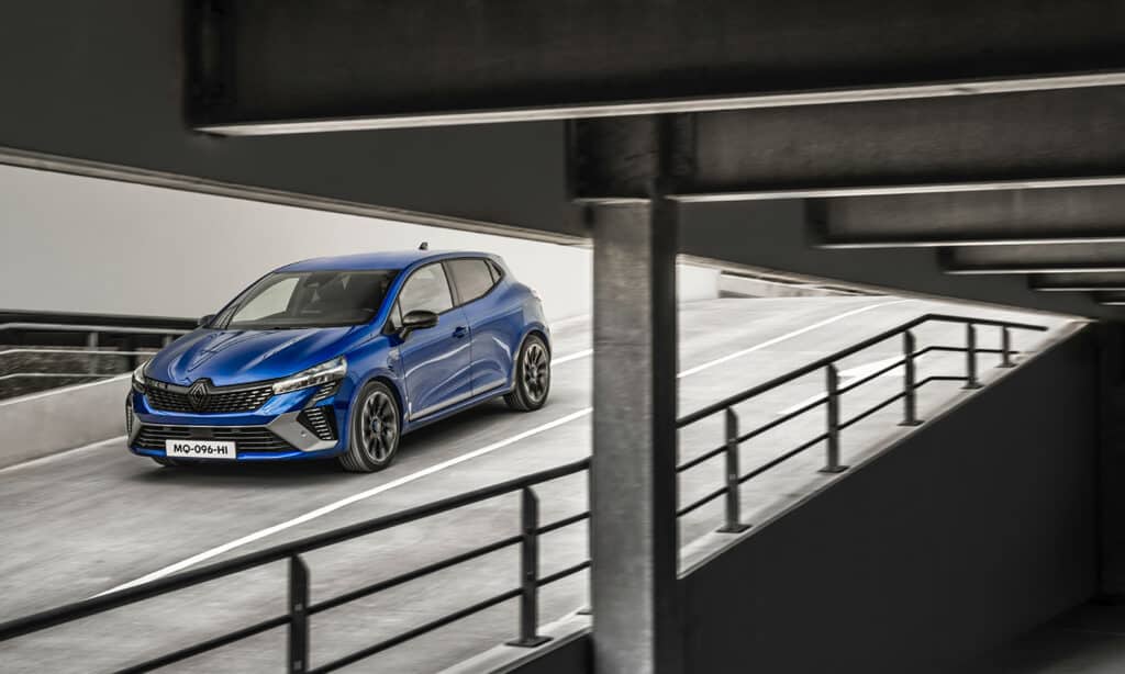 RENAULT CLIO E-TECH (BJA HEV)