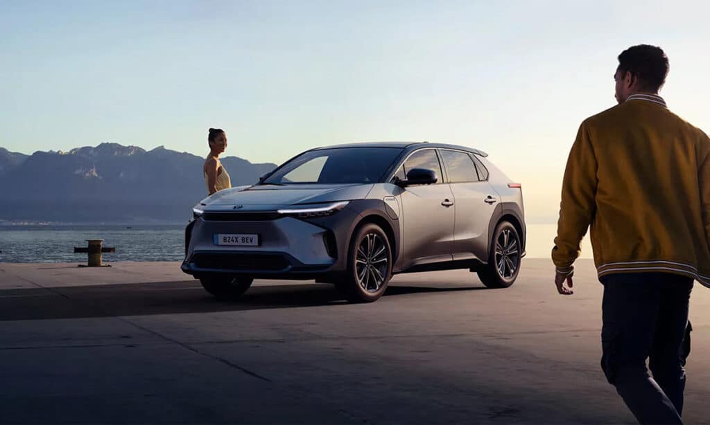 Toyota bZ4X precio