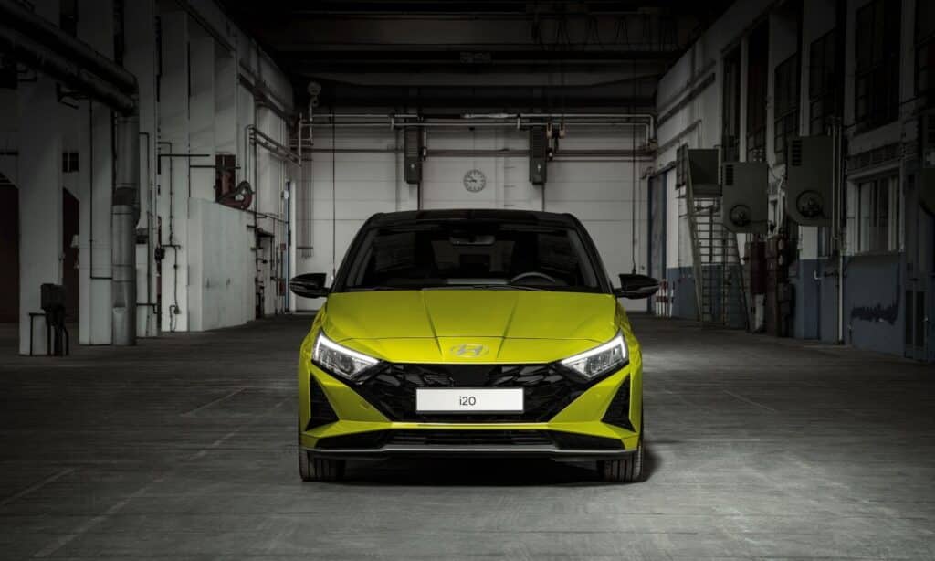 New Hyundai i20 attracts with elegant and sporty design