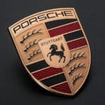 El nuevo escudo de Porsche. La evolución de un icono 6