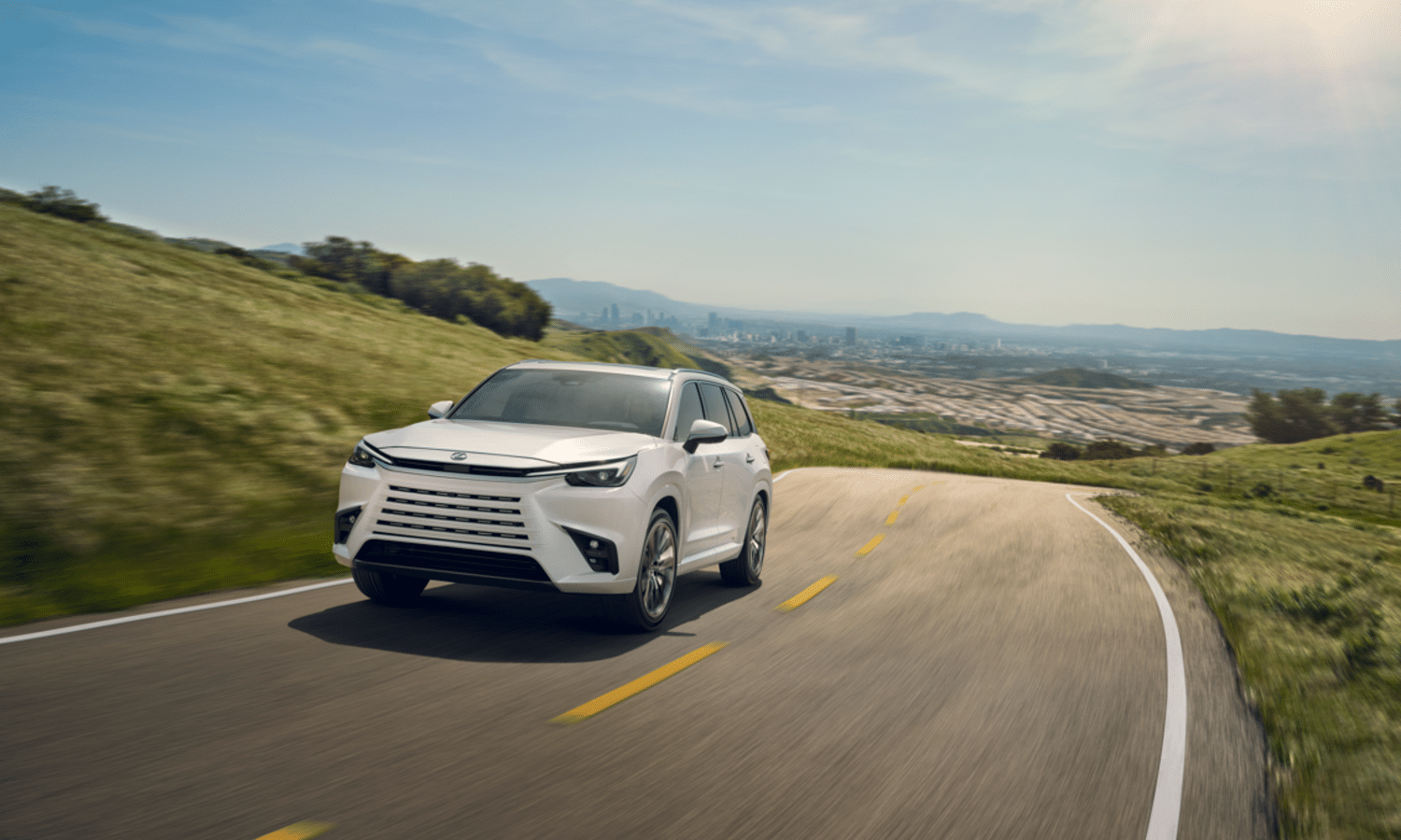 Lexus TX: Un SUV premium híbrido con espacio para seis o siete…