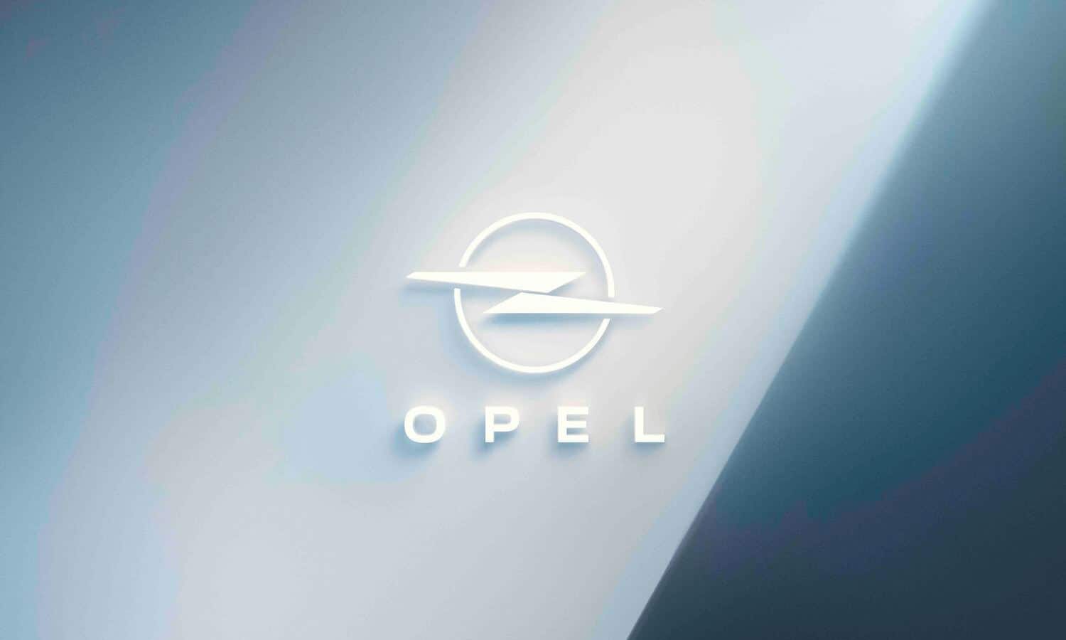 Opel presenterar nytt ikoniskt "Blitz"-emblem