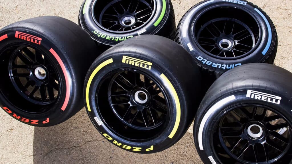 Formule 1 comprendre les pneus et les stratégies de course