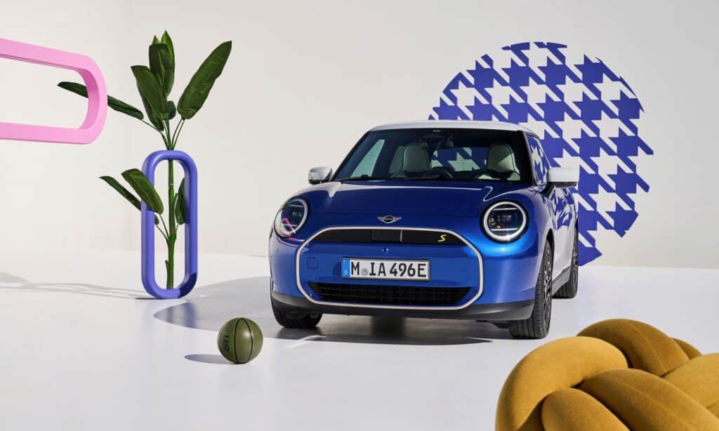 Mini Cooper SE EV 11