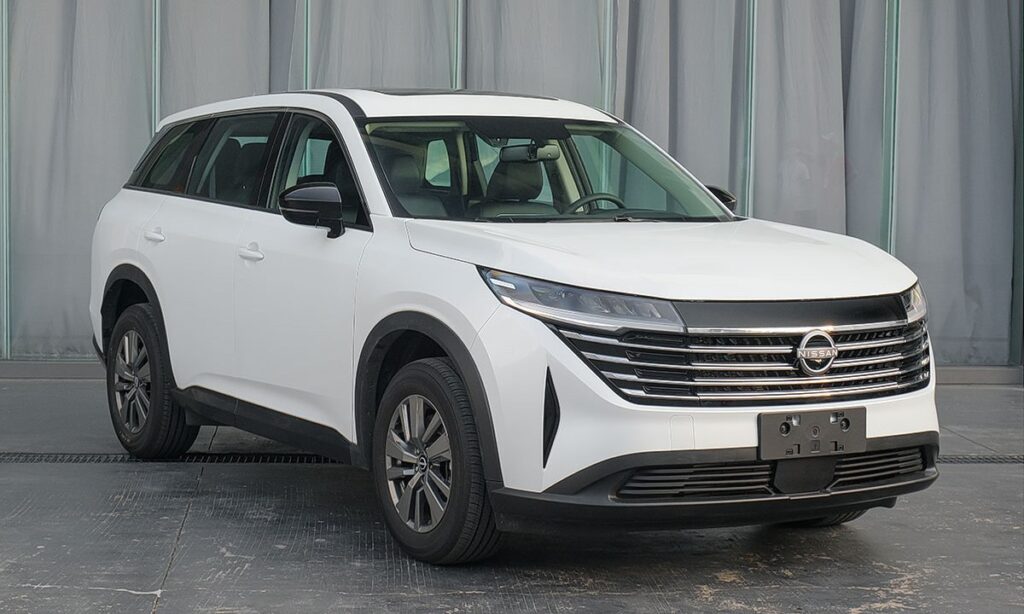 Nissan Pathfinder China 0