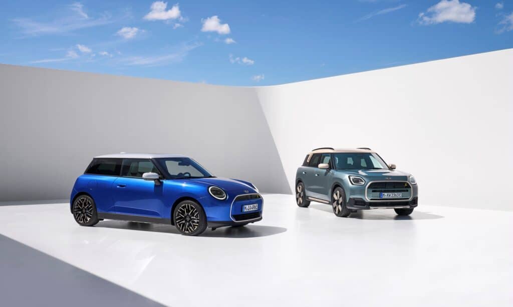 The Mini family 0