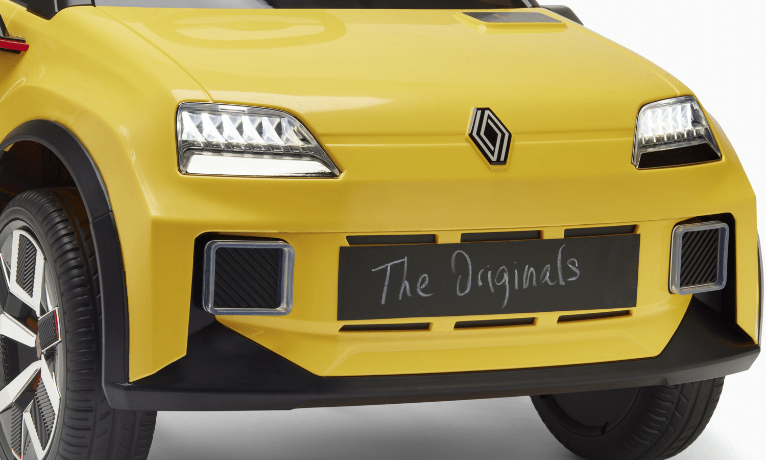 The Originals Renault store (12)