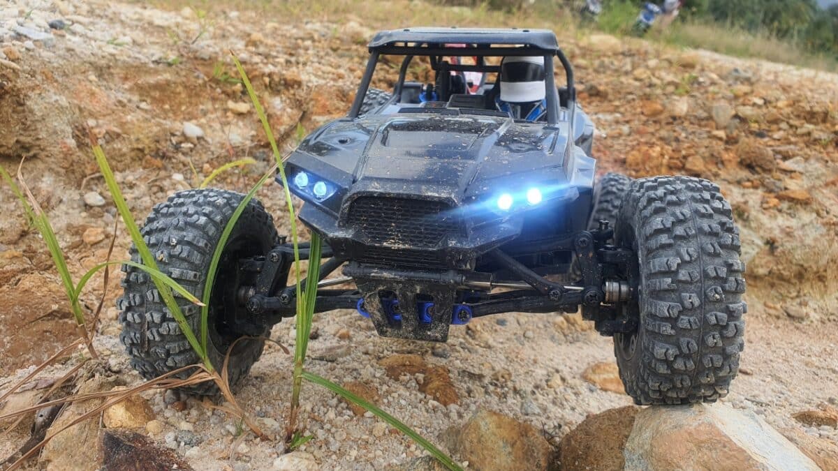 Carro telecomandado movido a gasolina: tudo sobre motor, combustível