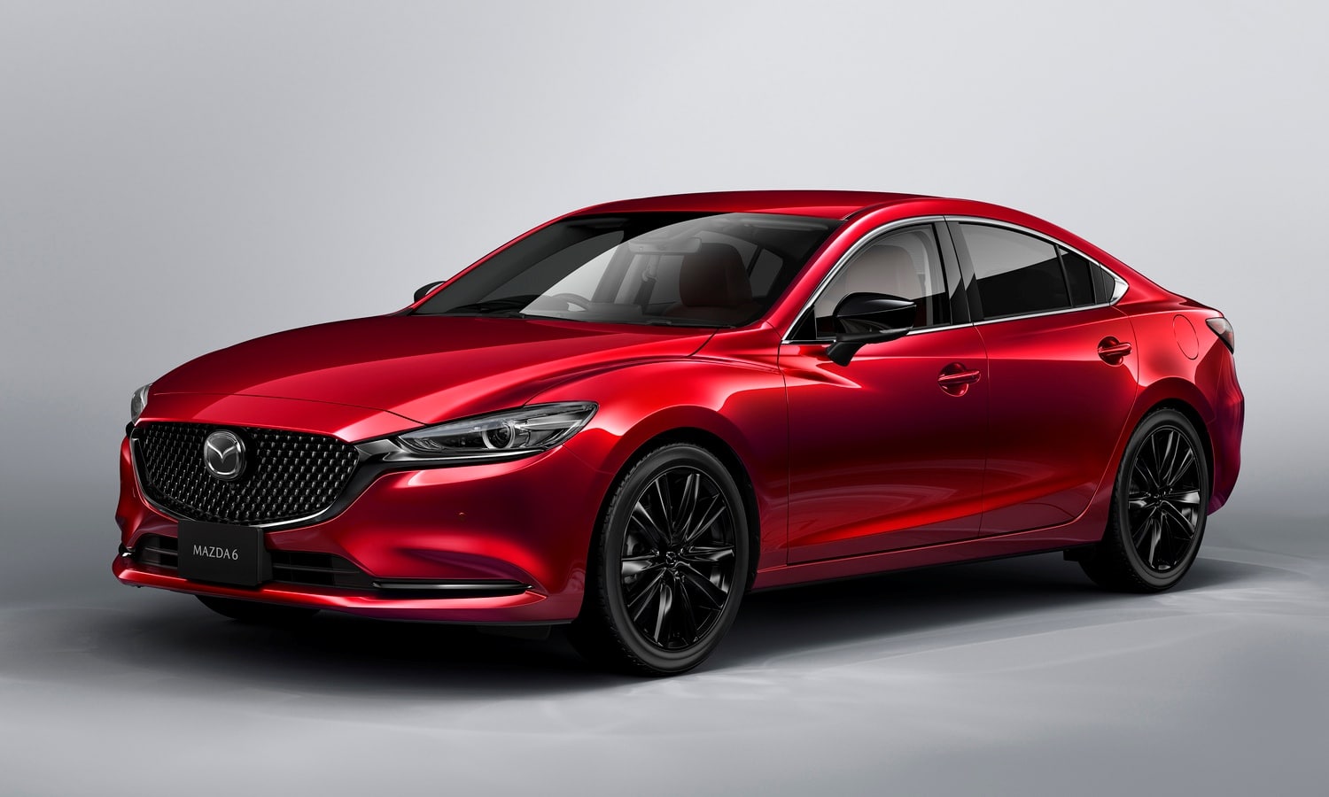 Mazda 6 sedan dış spor görünümü