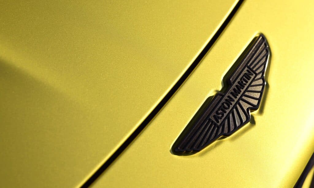 Aston Martin Vantage_31