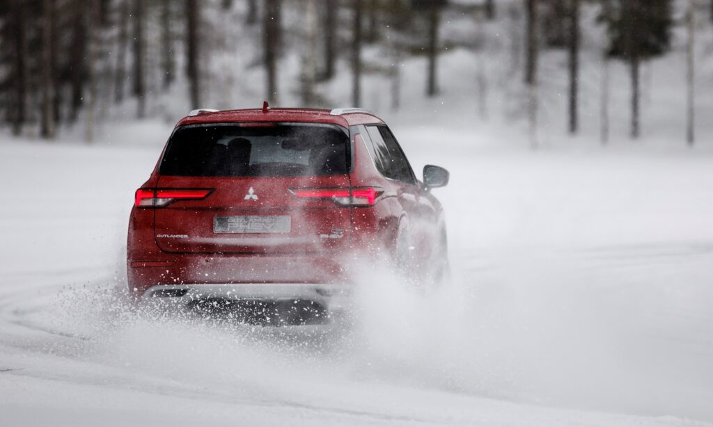 Mitsubishi Outlander PHEV: Its return to Europe will be in 2025…