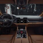 Lamborghini Urus SE 2024 interior