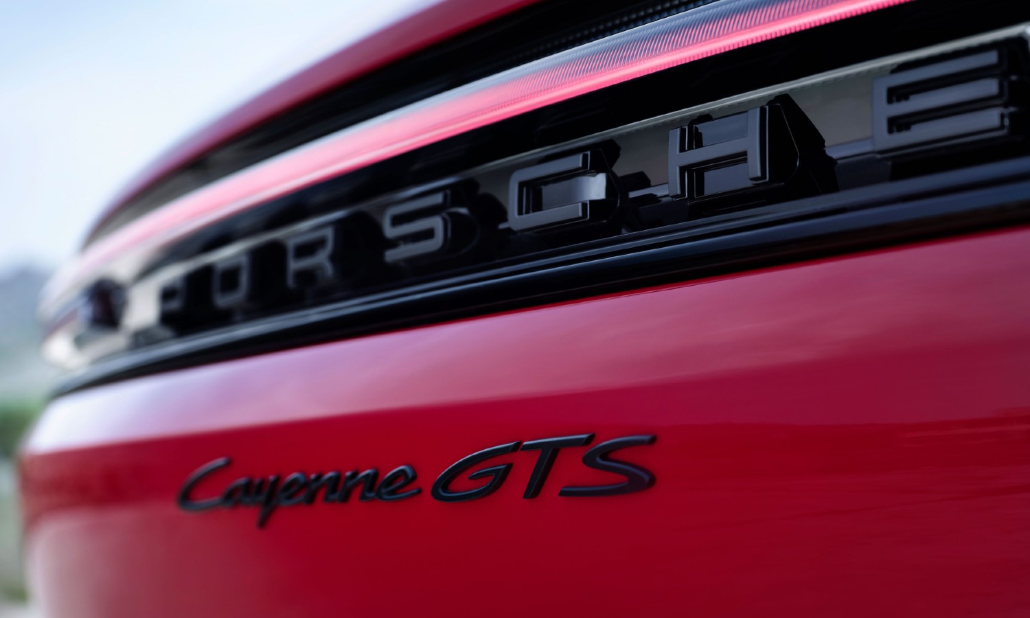 Porsche Cayenne GTS 2024 lettering