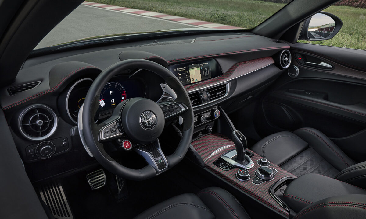 Adesivi In Resina Quadrifoglio Per Alfa Romeo Giulia/Stelvio - Coppia Per Parafango, Effetto Carbonio