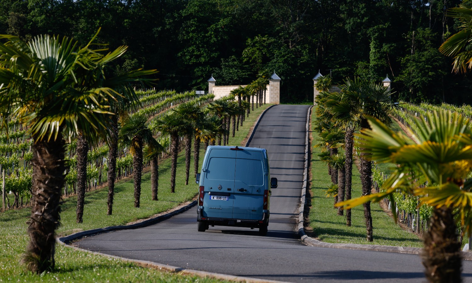 Renault Master 2024 trasera