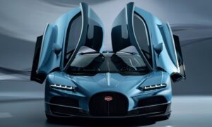 Bugatti Tourbillon puertas
