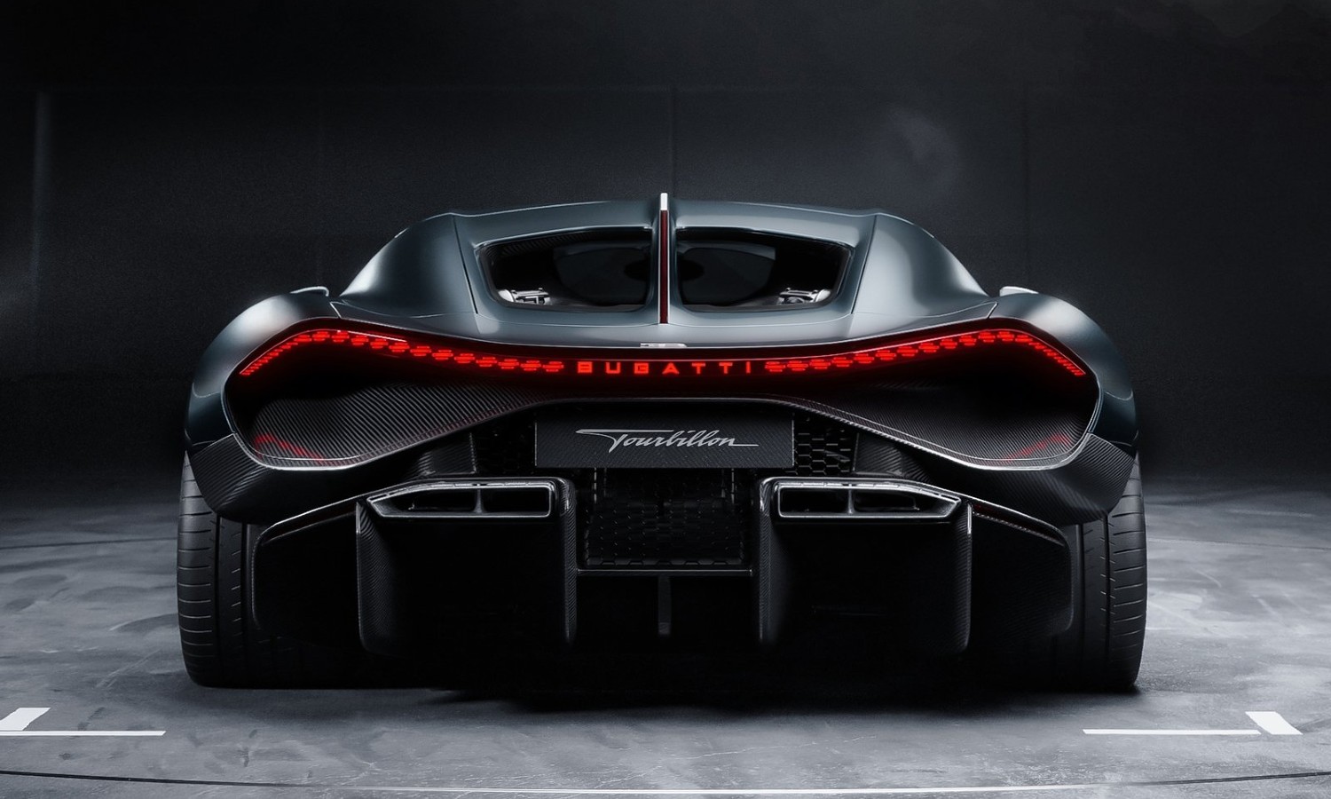 Bugatti Tourbillon trasera