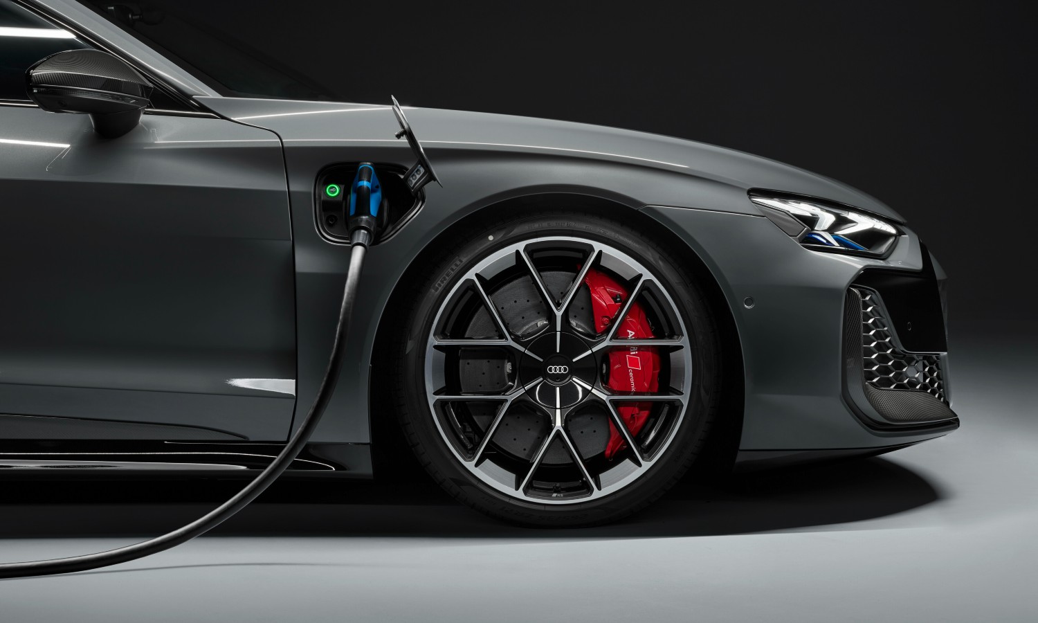Audi e-tron GT 2024 carga