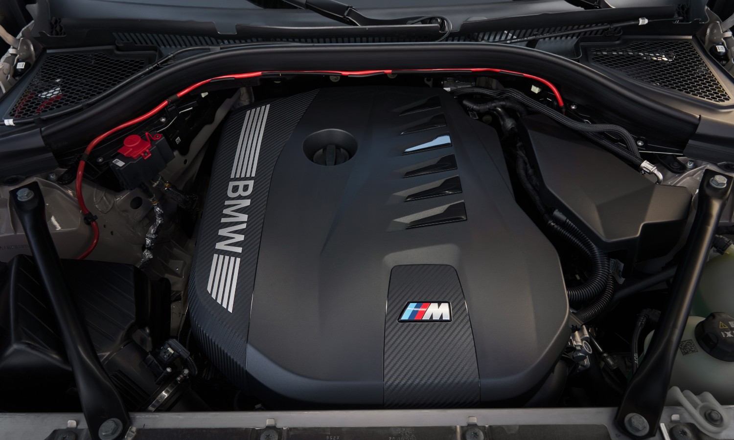 BMW X3 2025 M50 xDrive motor