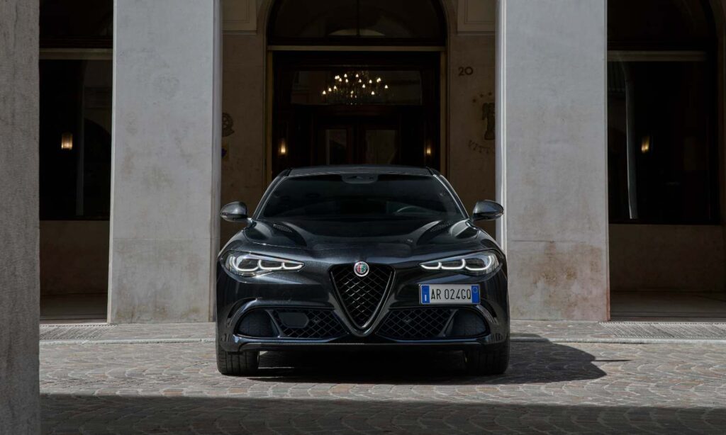 Alfa Romeo Giulia QV SuperSport frontal