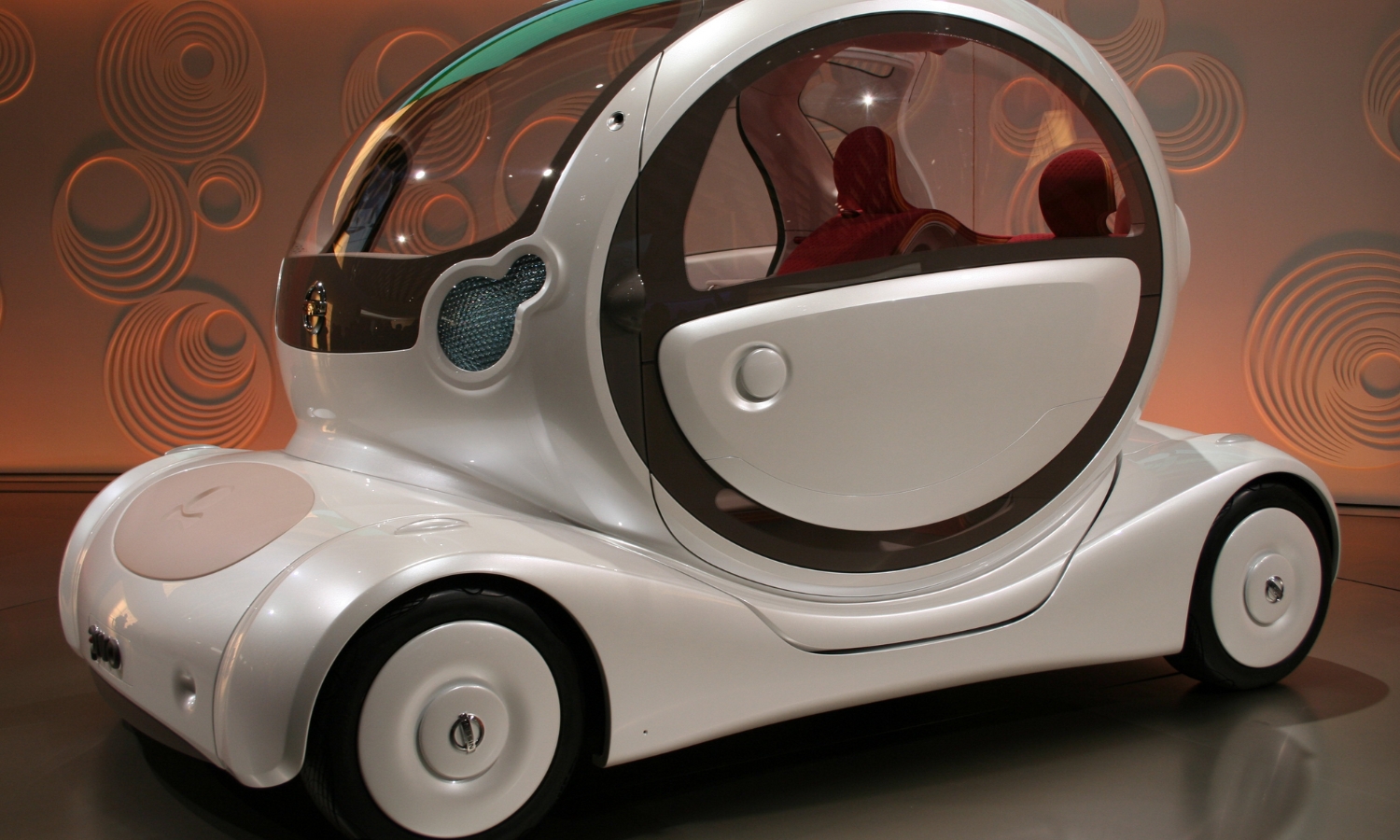 nissan pivo