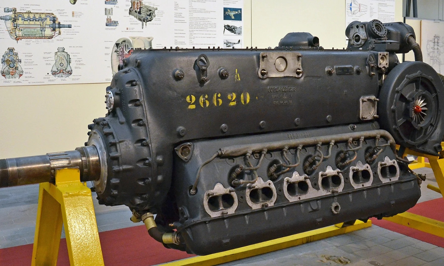 V12 invertido