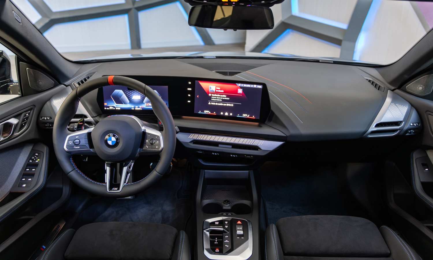 BMW Serie 2 Gran Coupé 2025 habitáculo
