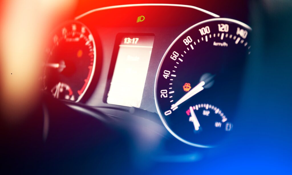 Faults and solutions on a car's instrument panel