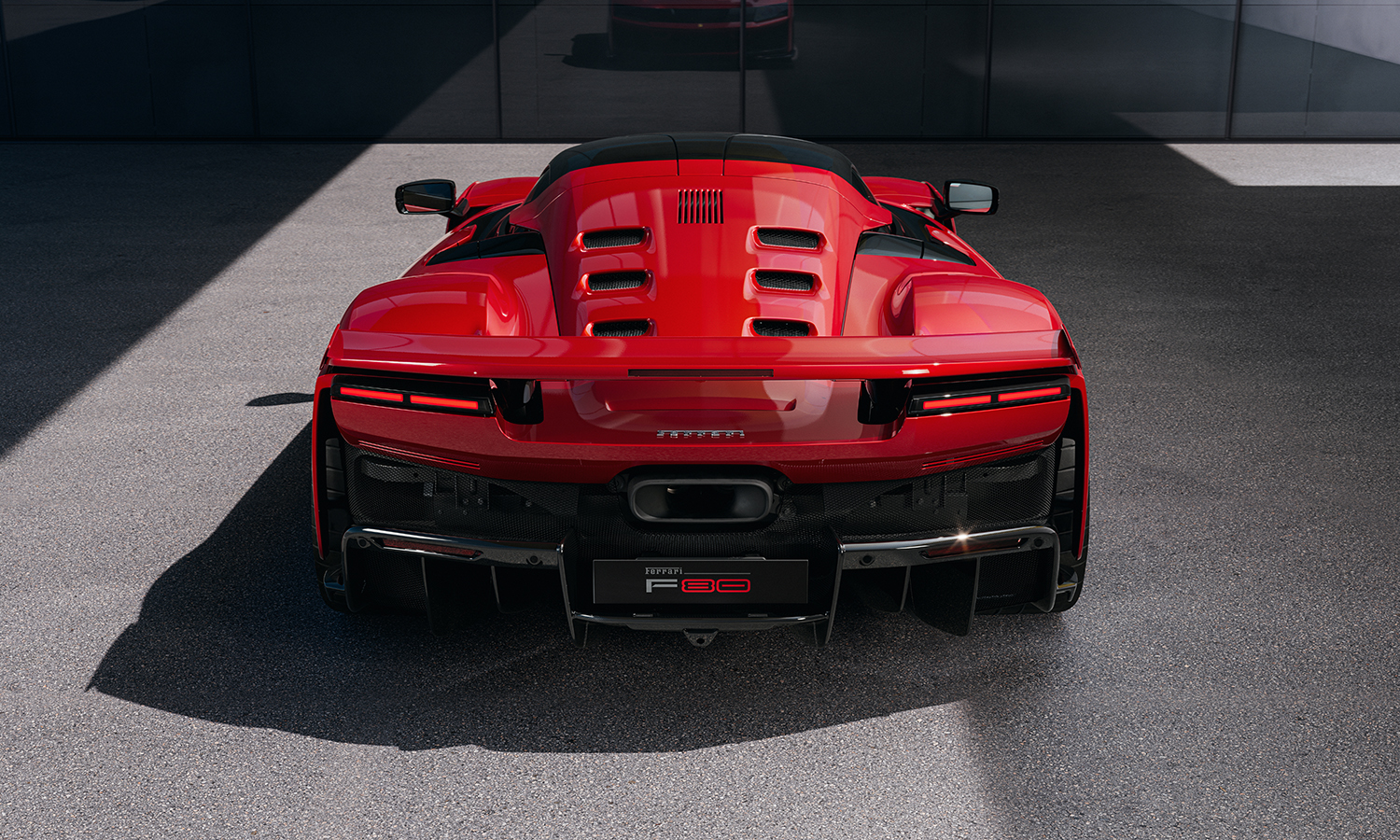 Ferrari F80 trasera