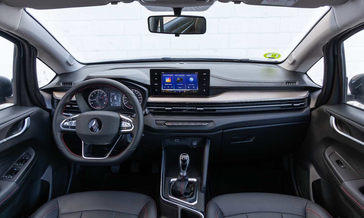 Livan X3 Pro interior