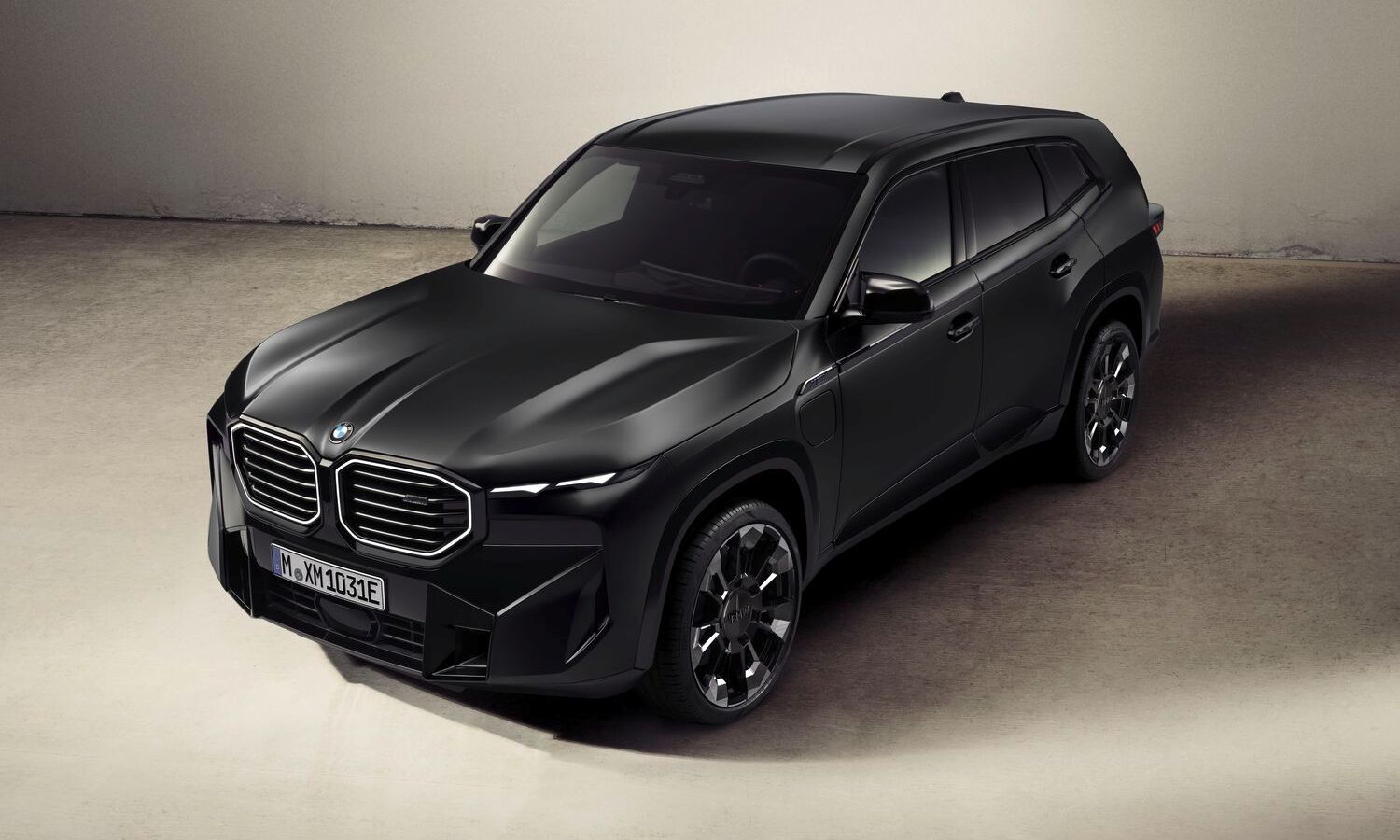 BMW XM by Kith 1