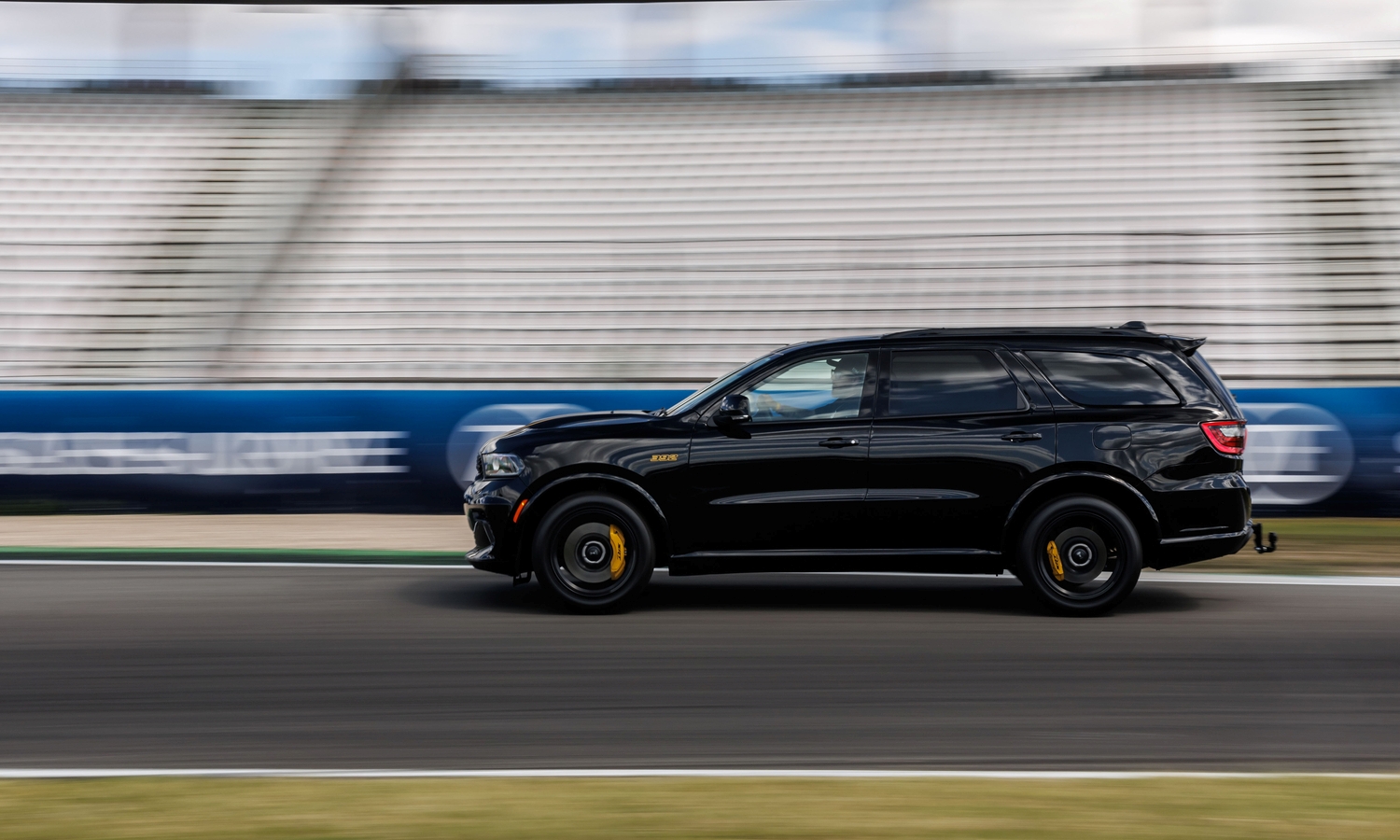 All the details of the special edition Dodge Durango SRT 392 AlcHEMI 2024